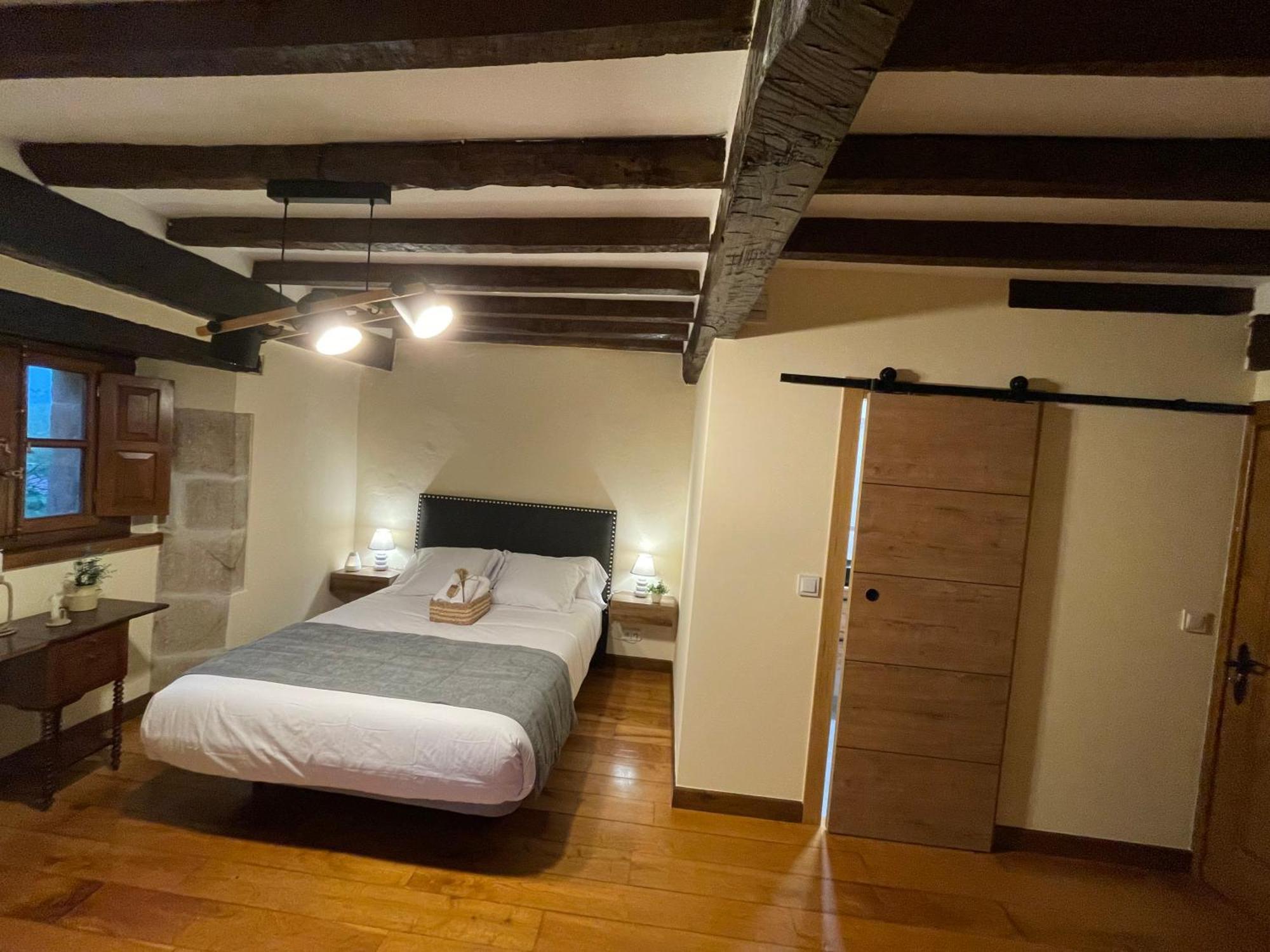 לינה וארוחת בוקר Esles Casa Cordoba מראה חיצוני תמונה