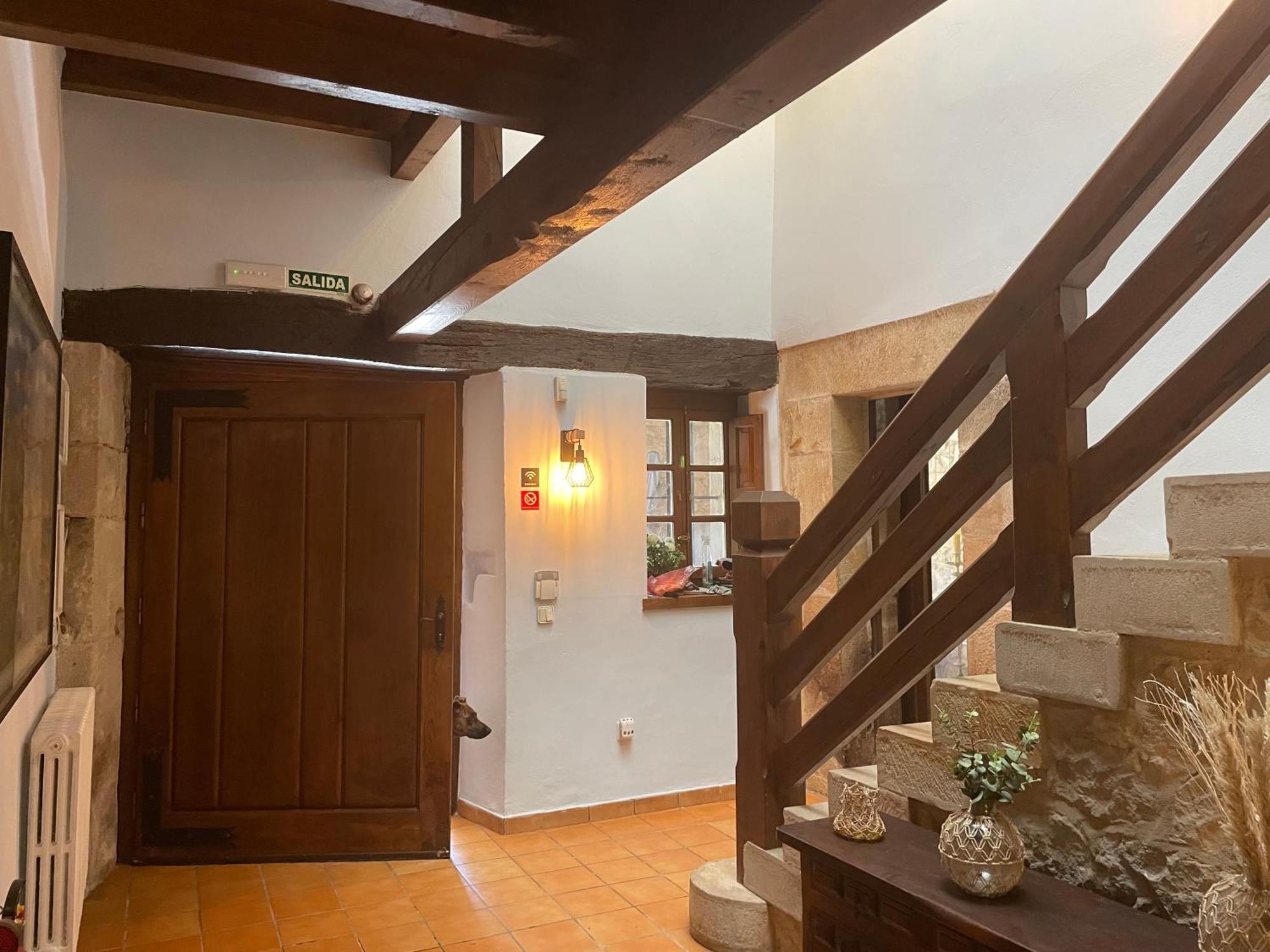 לינה וארוחת בוקר Esles Casa Cordoba מראה חיצוני תמונה