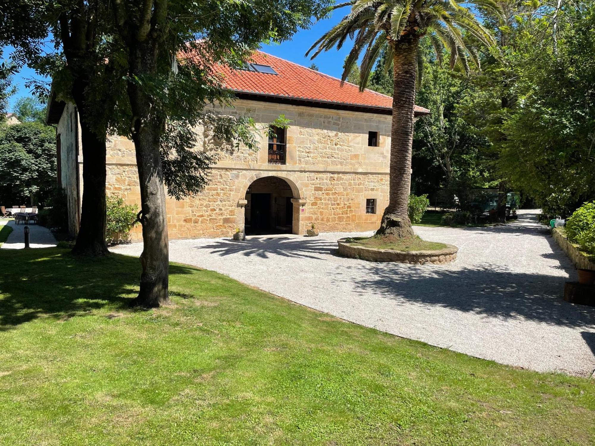 לינה וארוחת בוקר Esles Casa Cordoba מראה חיצוני תמונה