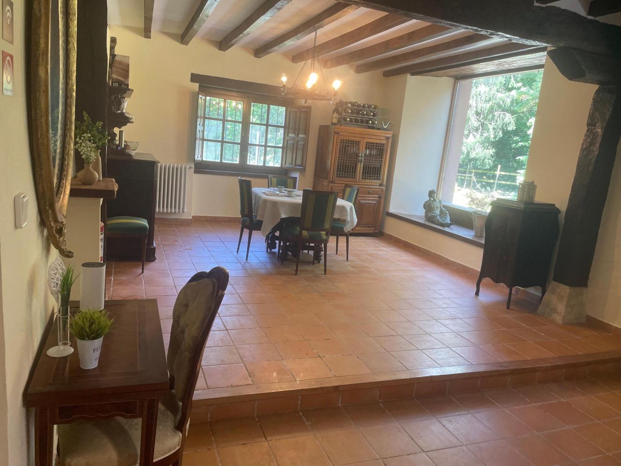 לינה וארוחת בוקר Esles Casa Cordoba מראה חיצוני תמונה